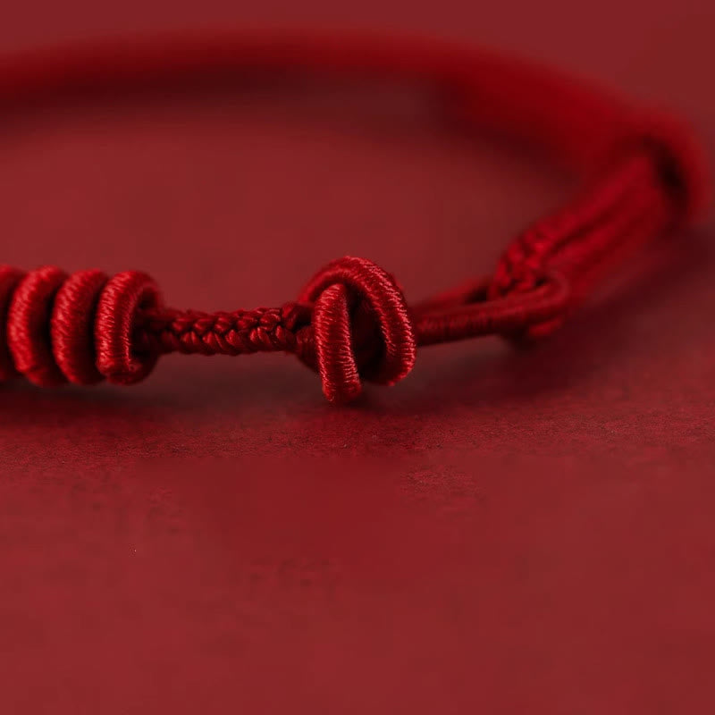 Buddha Stonesの赤い糸の8本撚りロープの強さのブレスレット