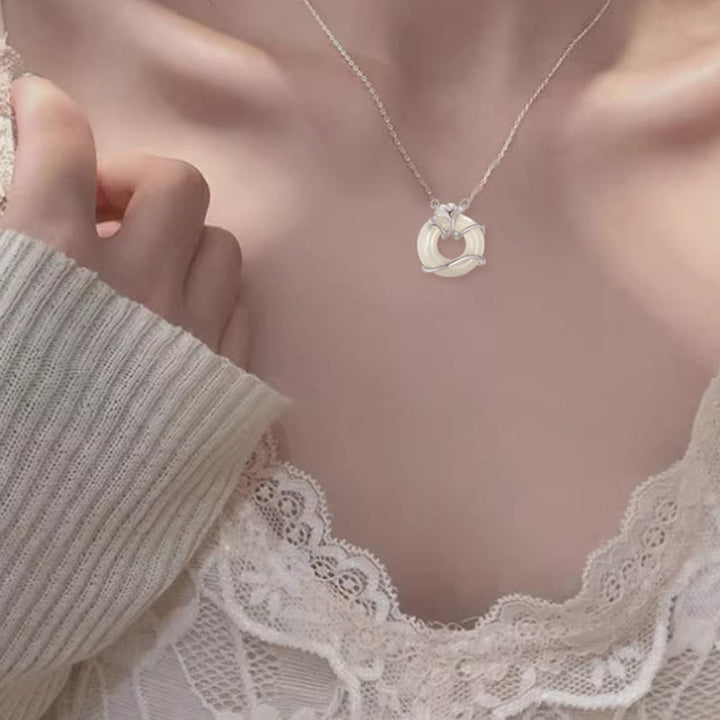 Buddha Stones和田翡翠 925スターリングシルバー ピースバックル イチョウの葉 ネックレス ペンダント