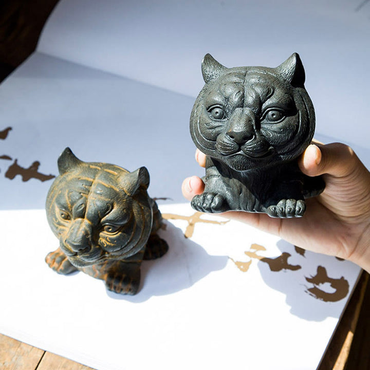 Buddha Stones手作り 小さな愛らしい虎 鉄粉 錆 鋳造 樹脂 像 家の装飾
