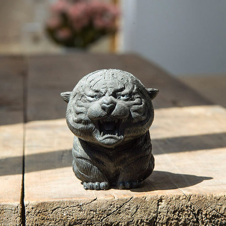 Buddha Stones手作り ミニ 咆哮する虎 鉄粉 錆 鋳造 樹脂 像 家の装飾