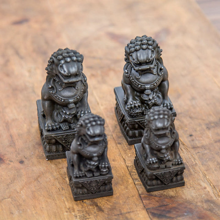 Buddha Stones手作り 獅子 福犬 鉄粉 錆 鋳造 樹脂 像 魔除け 守護 家の装飾
