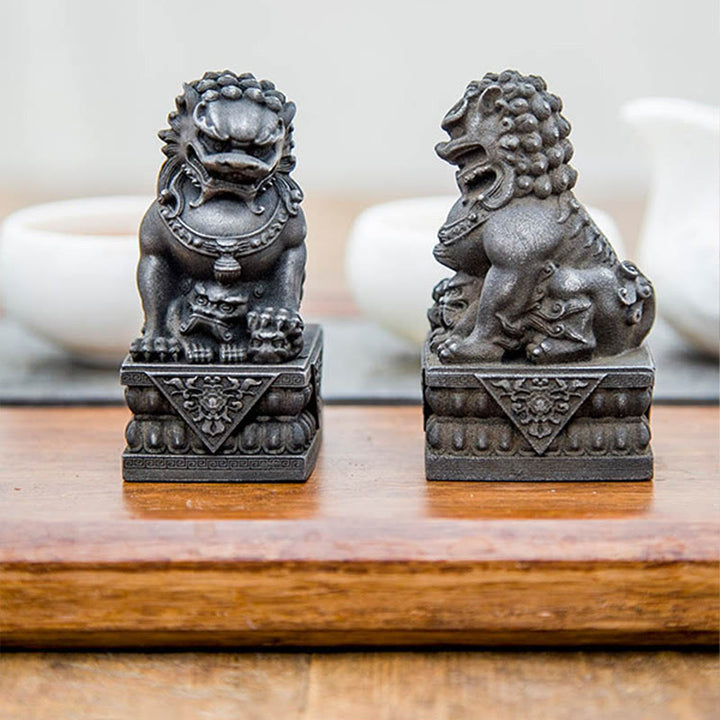 Buddha Stones手作り 獅子 福犬 鉄粉 錆 鋳造 樹脂 像 魔除け 守護 家の装飾