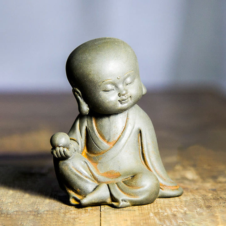 Buddha Stones手作り地蔵観音観音観音菩薩如来鉄粉錆キャスト樹脂像家の装飾 - Rustバージョン - 地蔵菩薩 10.5×8.7×6.5cm - image 1