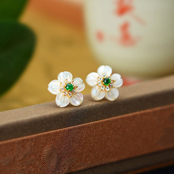 Buddha Stones925スターリングシルバー シャコガイ石 翡翠花 祝福イヤリング