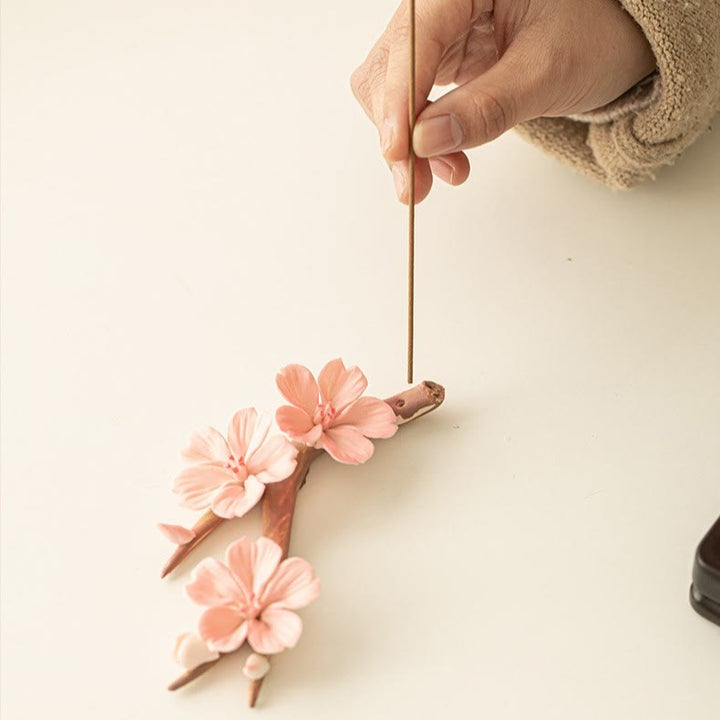 Buddha Stones咲く梅の花の枝 陶器 癒しの香炉 デスク装飾