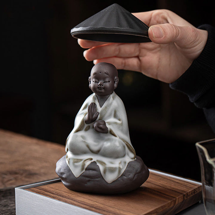 Buddha Stones小さな禅僧帽子ストレーナー 陶器製 ティーアクセサリー 置物 室内装飾
