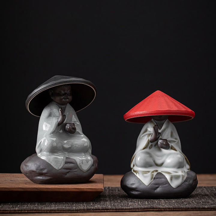 Buddha Stones小さな禅僧帽子ストレーナー 陶器製 ティーアクセサリー 置物 室内装飾 - image 0