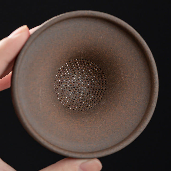 Buddha Stones小さな茶色の僧侶の帽子のストレーナー 陶器のティーアクセサリーの置物 禅の家の机の装飾