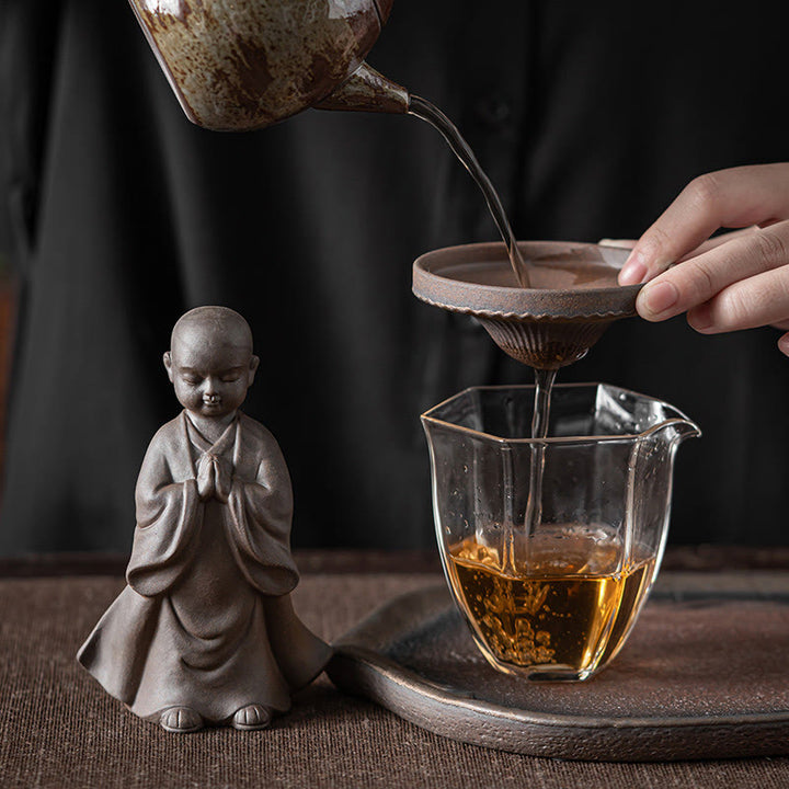 Buddha Stones小さな茶色の僧侶の帽子のストレーナー 陶器のティーアクセサリーの置物 禅の家の机の装飾 - image 4