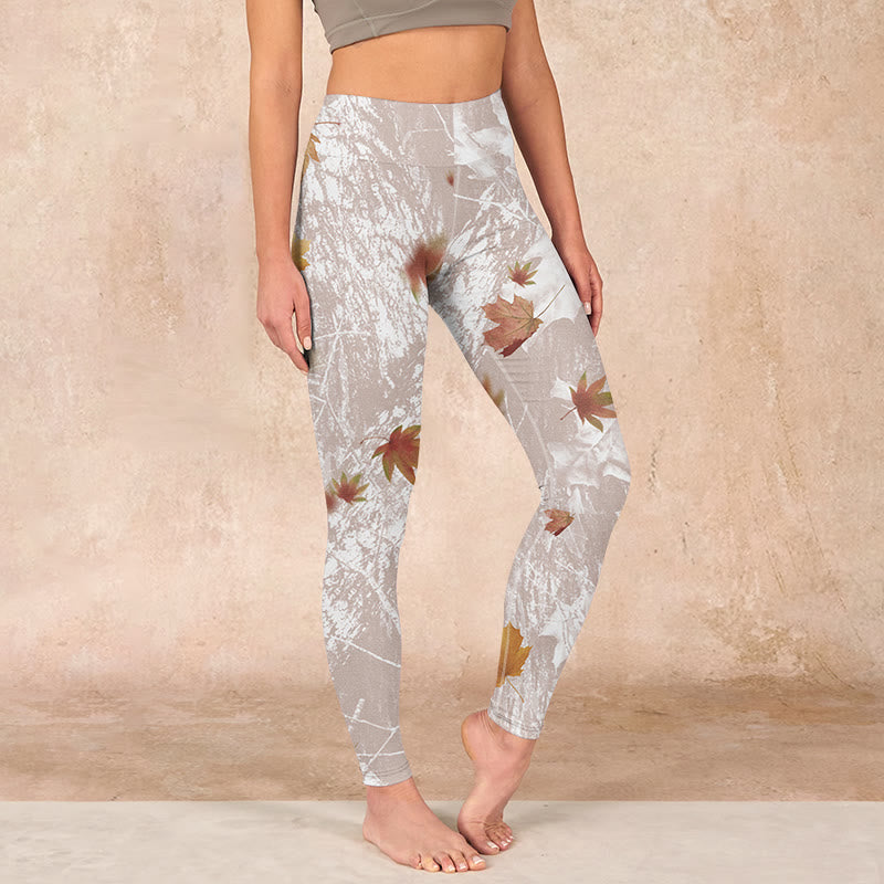 Buddha Stones、メープルリーフ、枝柄プリントのジムレギンス、レディースヨガパンツ - 小麦 - US18、 UK/AU22、 EU50 (4XL) - image 1