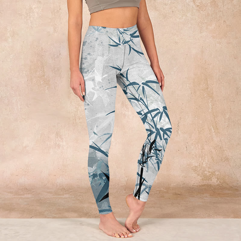 Buddha Stones竹プリント ジムレギンス レディース ヨガパンツ - ホワイトスモーク - US18、 UK/AU22、 EU50 (4XL) - image 1