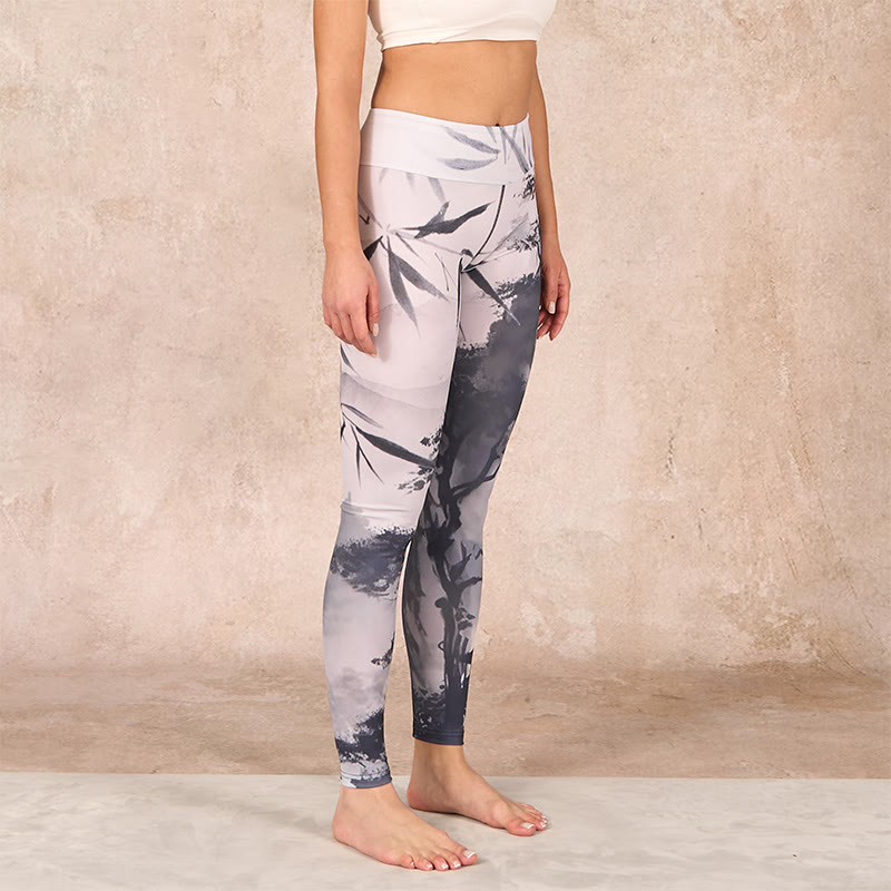 Buddha Stones、インク、竹、松、山のプリントジムレギンス、レディースヨガパンツ - image 2