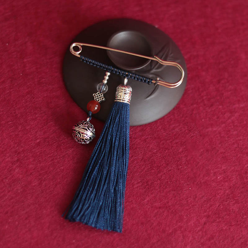 Buddha Stonesのレトロなベルタッセルブローチ