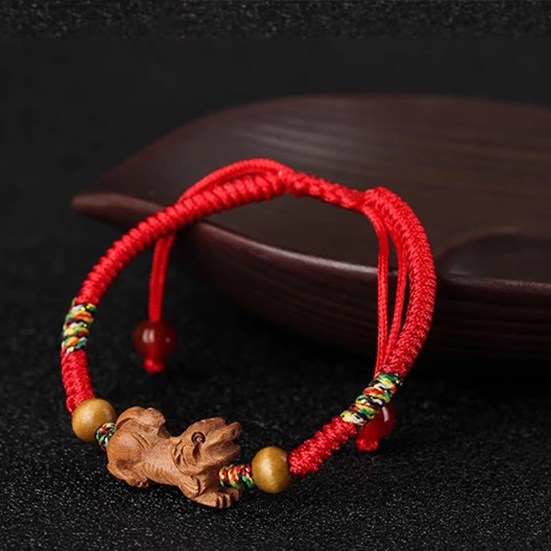 Buddha Stones手作りの中国の十二支の赤紐の桃の木の幸運ブレスレット