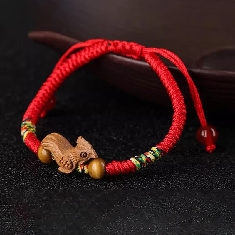 Buddha Stones手作りの中国の十二支の赤紐の桃の木の幸運ブレスレット