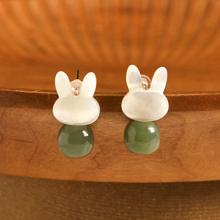 Buddha Stonesシャコガイ 石 かわいいウサギ 和田翡翠 幸運のイヤリング
