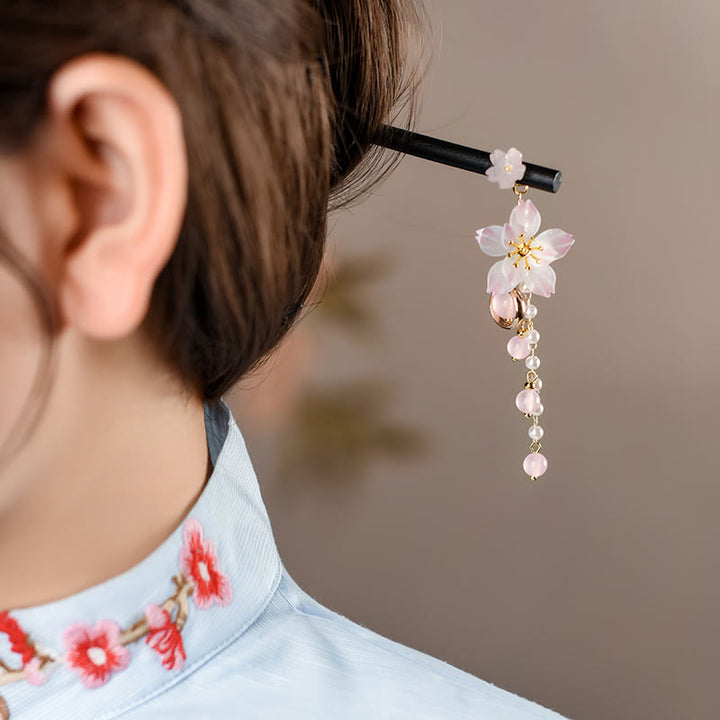Buddha Stonesの芸術的なスタイルの梨の花のタッセル木製ヘアピン
