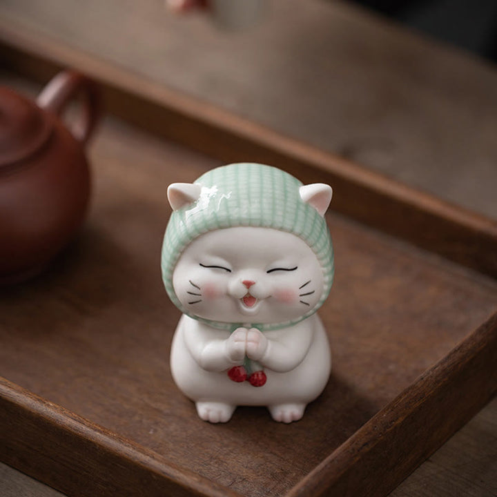 Buddha Stones幸運のかわいい猫のスカーフを巻いた陶器の置物装飾 - image 1