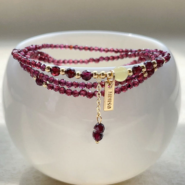 Buddha Stonesスモール ナチュラルガーネット パッション トリプルラップブレスレット