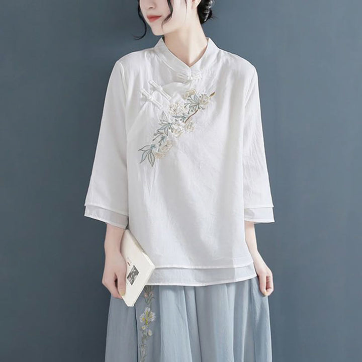 Buddha Stonesの花の刺繍入り七分袖フロッグボタンマンダリンカラーコットンリネンレディースシャツ - 白 - US12、 UK/AU16、 EU44 (3XL) - image 3