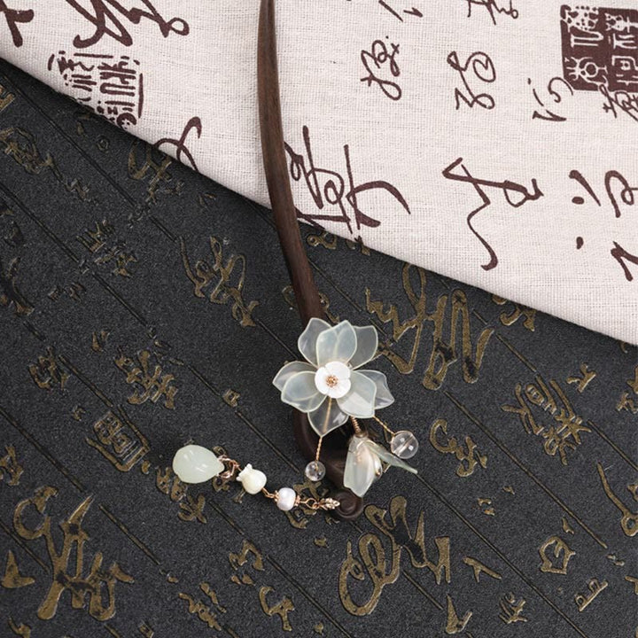 Buddha Stones、黒檀、翡翠、貝殻、マグノリアの房飾り、祝福のヘアピン