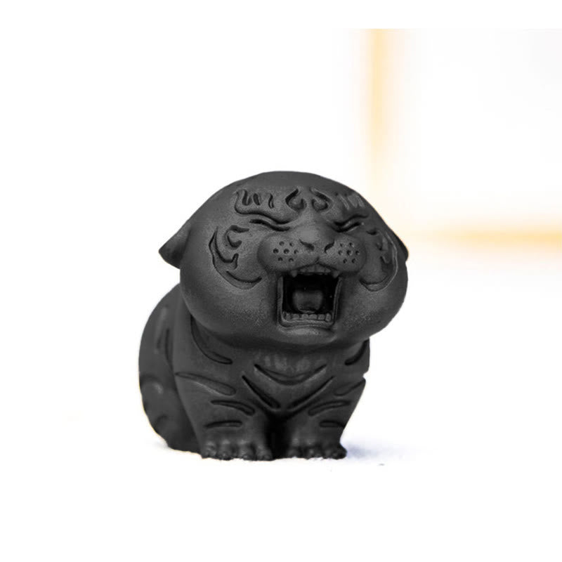Buddha Stones ミニ虎の樹脂置物｜鉄粉入り・錆加工風インテリアオブジェ