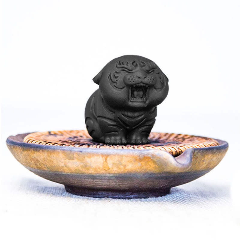 Buddha Stones ミニ虎の樹脂置物｜鉄粉入り・錆加工風インテリアオブジェ