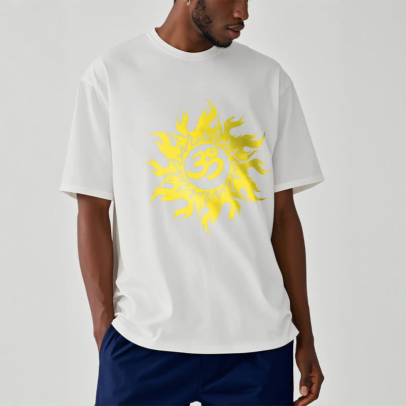 Buddha Stones OM マントラ サンスクリット ゴールド サン T シャツ T シャツ - image 6