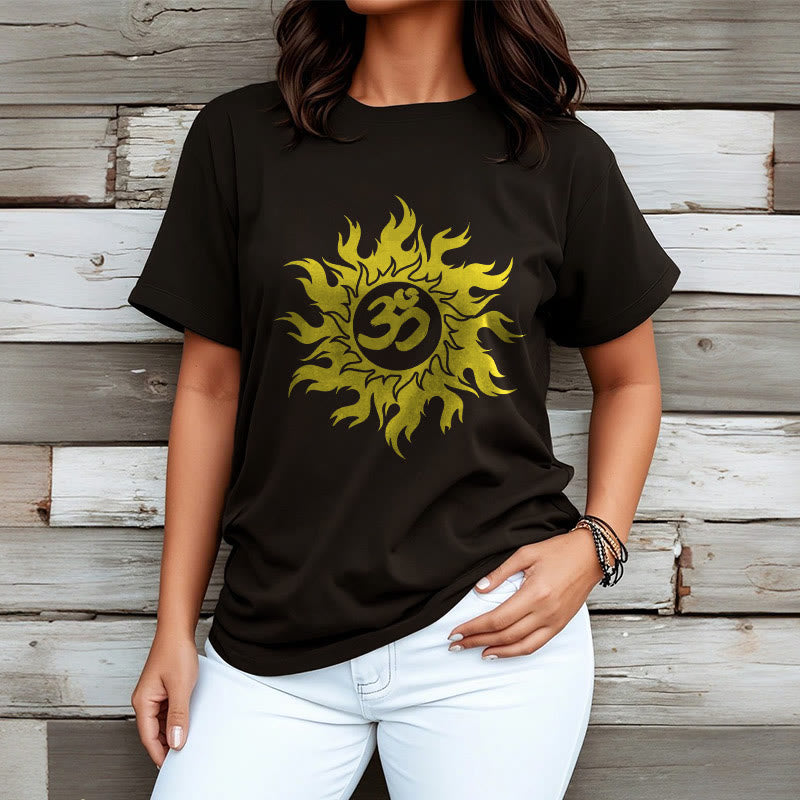 Buddha Stones OM マントラ サンスクリット ゴールド サン T シャツ T シャツ - image 4
