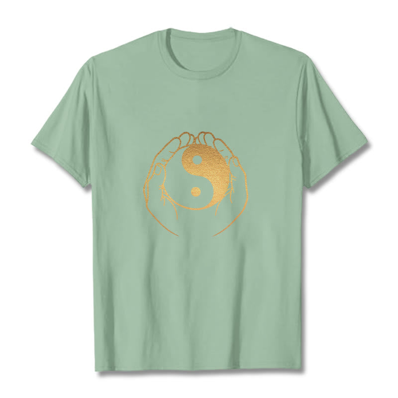 黄金の陰陽を握るBuddha Stonesの手Tシャツ - 淡い緑色 - 2XL - image 14