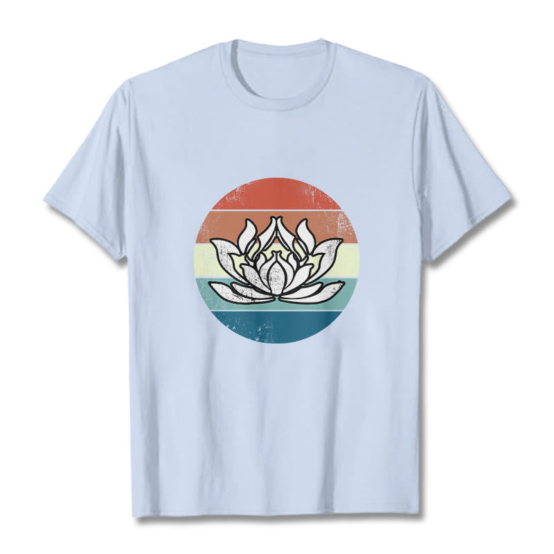 Buddha Stonesと蓮の花のカラフルなストライプ柄コットンTシャツ - ライトシアン - 2XL - image 18