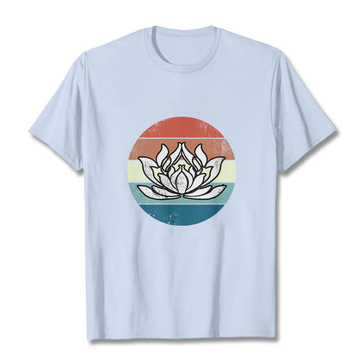 Buddha Stonesと蓮の花のカラフルなストライプ柄コットンTシャツ - ライトシアン - 2XL - image 18