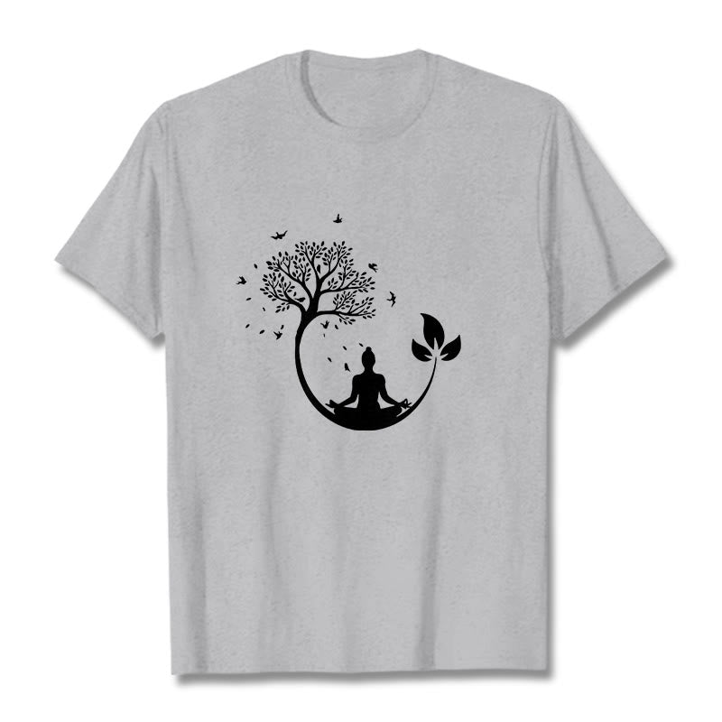 Buddha Stones、木の中で瞑想する仏陀の模様のコットンTシャツ - ライトグレー - 2XL - image 19