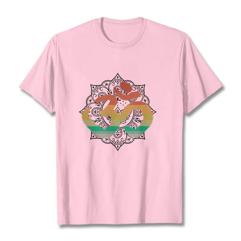 Buddha Stonesのグラデーションカラーのオームサンスクリットマンダラ背景パターンコットンTシャツ - ライトピンク - 2XL - image 13