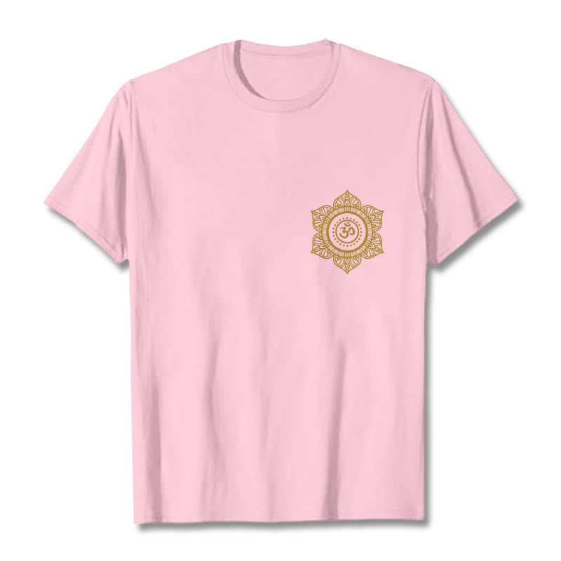 Buddha Stones黄金曼荼羅 OM 柄 Tシャツ - ライトピンク - 2XL - image 12