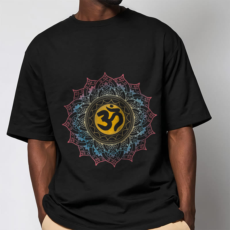 Buddha StonesカラーグラデーションマンダラOM柄Tシャツ - image 1