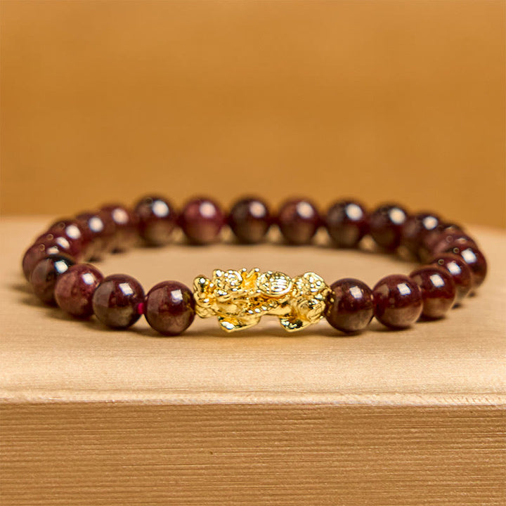 貔貅ガーネットビーズ 天然石 ブレスレット 守護 開運 幸運 ヒーリング | Buddha Stones