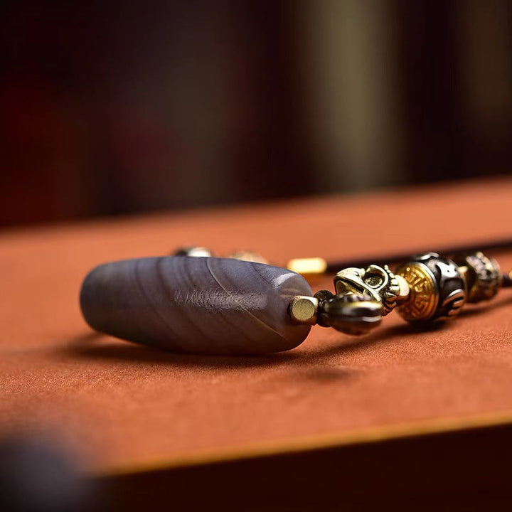 Buddha Stonesチベット Dzi ビーズOm Mani Padme Hum保護ネックレスペンダント