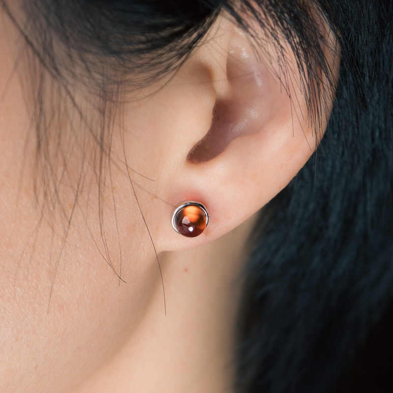 Buddha Stones925スターリングシルバー ガーネットプロテクションイヤリング