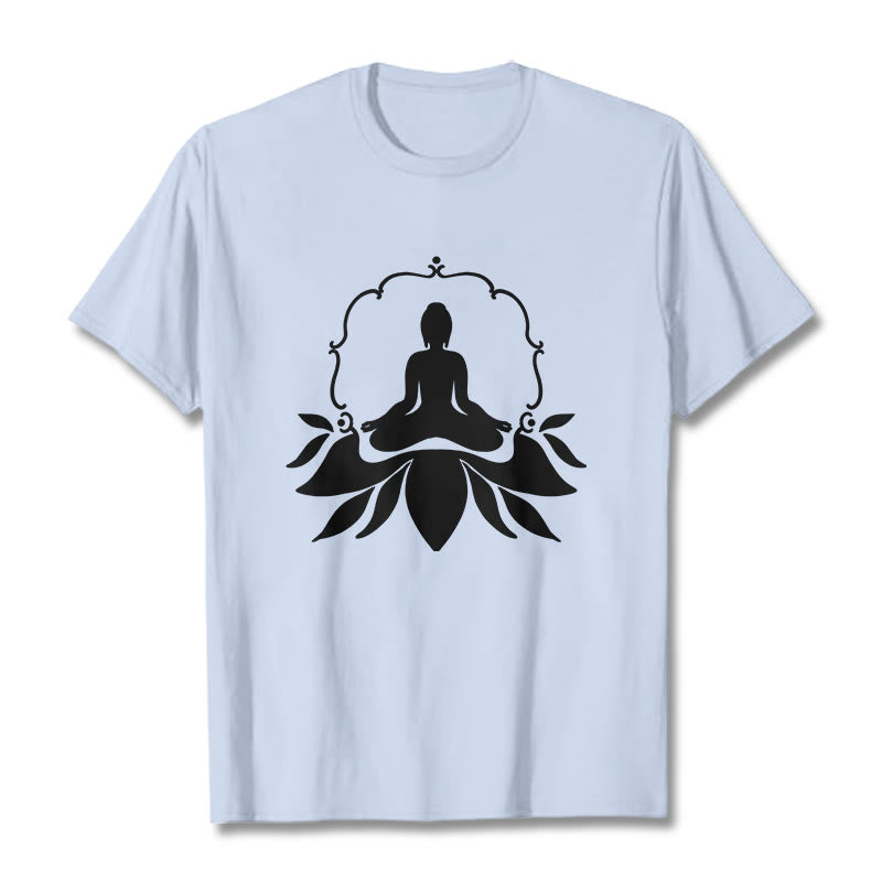 草の上に座るBuddha StonesTシャツ - ライトシアン - 2XL - image 18