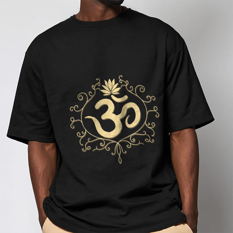 Buddha Stones、オームシンボル、つる、蓮の花Tシャツ - image 1