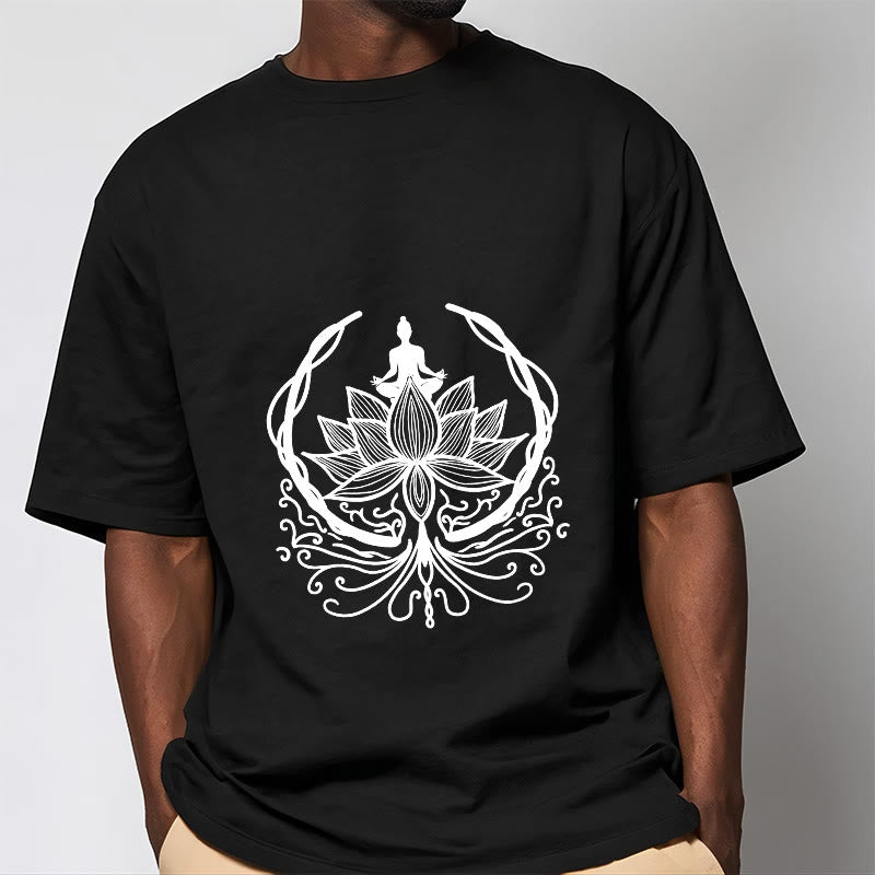 Buddha Stones瞑想 蓮の花の中に座る仏陀のTシャツ - image 8