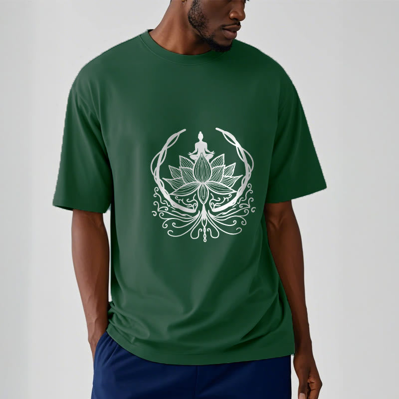 Buddha Stones瞑想 蓮の花の中に座る仏陀のTシャツ - image 5