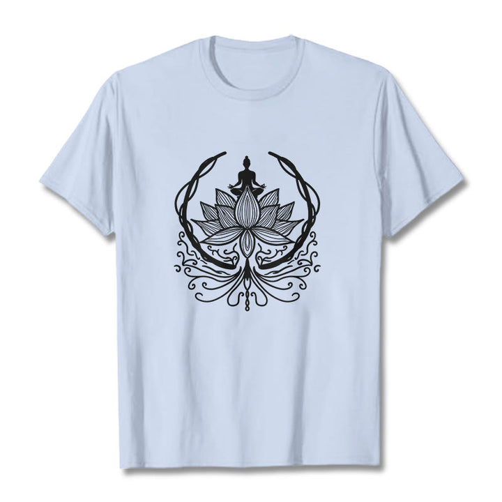 Buddha Stones瞑想 蓮の花の中に座る仏陀のTシャツ - ライトシアン - 2XL - image 19