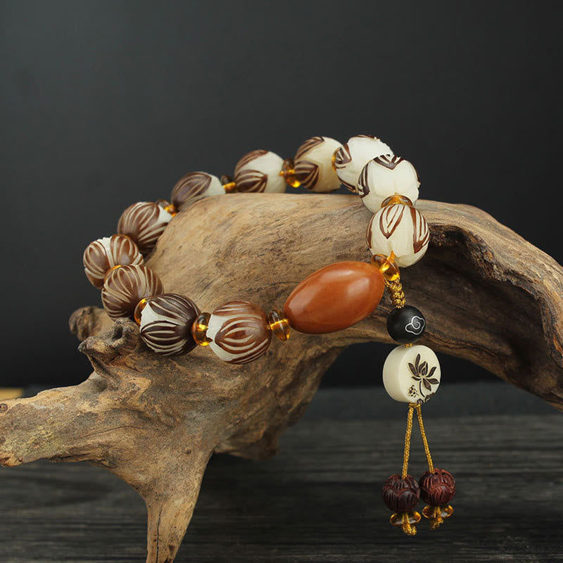 Buddha Stones チベットのマーラー数珠ホワイト菩提樹の平和ブレスレット - 菩提種子とオリーブ核（手首周囲：16～18cm） - image 0