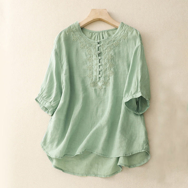 Buddha Stonesライン刺繍ボタンクルーネック半袖レディースコットンシャツ - ライトブルー - US14、 UK/AU18、 EU46 (2XL) - image 0