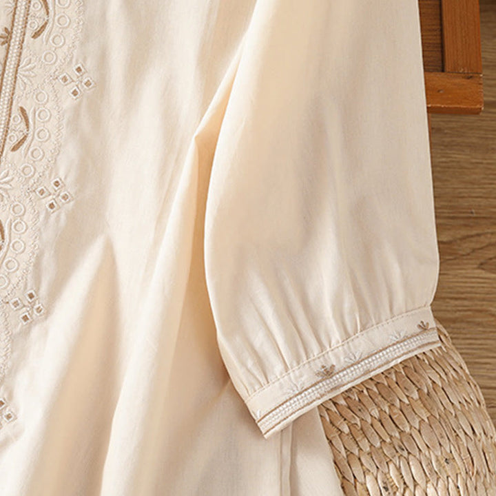 Buddha Stonesの対称刺繍コットンレディースVネックシャツ - image 3