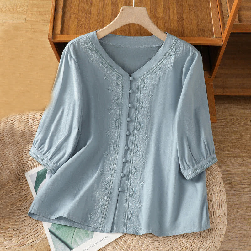 Buddha Stonesの対称刺繍コットンレディースVネックシャツ - ライトスカイブルー - US12、 UK/AU16、 EU44 (2XL) - image 6