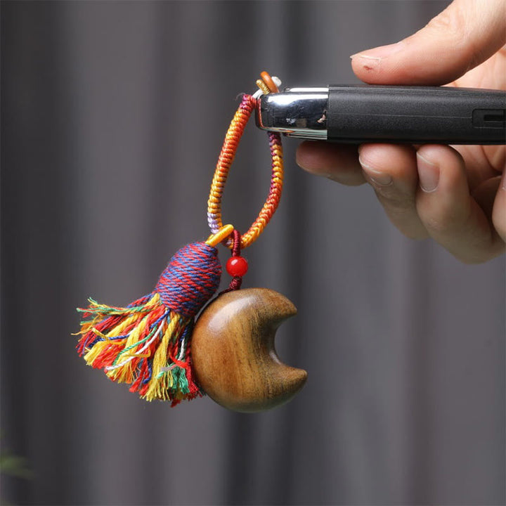 Buddha Stonesチベットカラーロープ グリーンサンダルウッド 星 月 平和キーホルダー - image 3