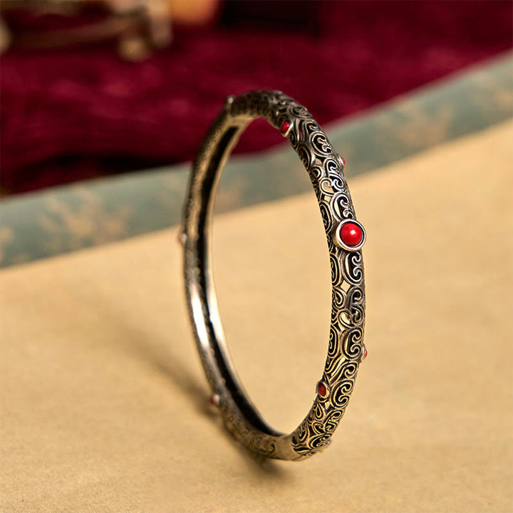 ヴィンテージ唐代の花模様彫刻赤瑪瑙銅製幸運ブレスレットバングル - 唐代のフラワーデザイン（幸運♥活気） - image 0